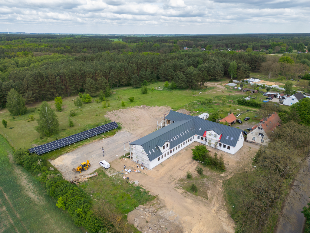 Ośrodek dydaktyczno/szkoleniowy z bazą noclegową (7)