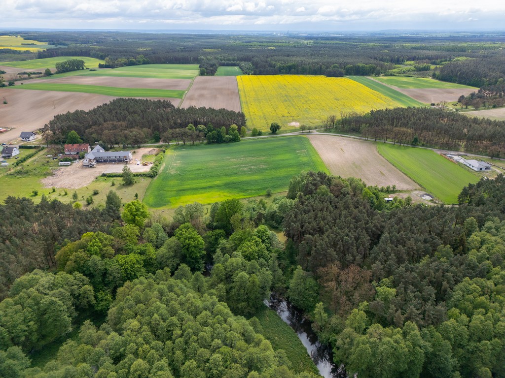 Ośrodek dydaktyczno/szkoleniowy z bazą noclegową (10)