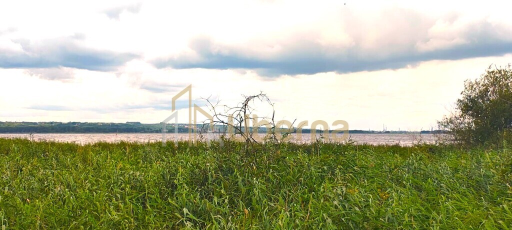 Dom stan dewelop. z widokiem na jezioro (12)