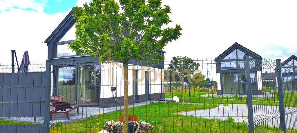 Dom stan dewelop. z widokiem na jezioro (3)