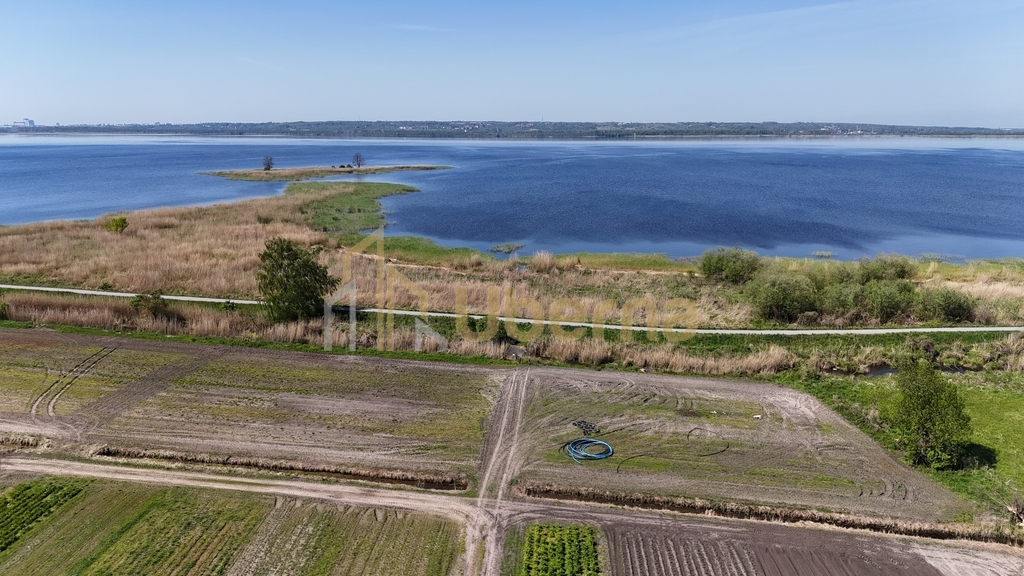 Dom stan dewelop. z widokiem na jezioro (17)