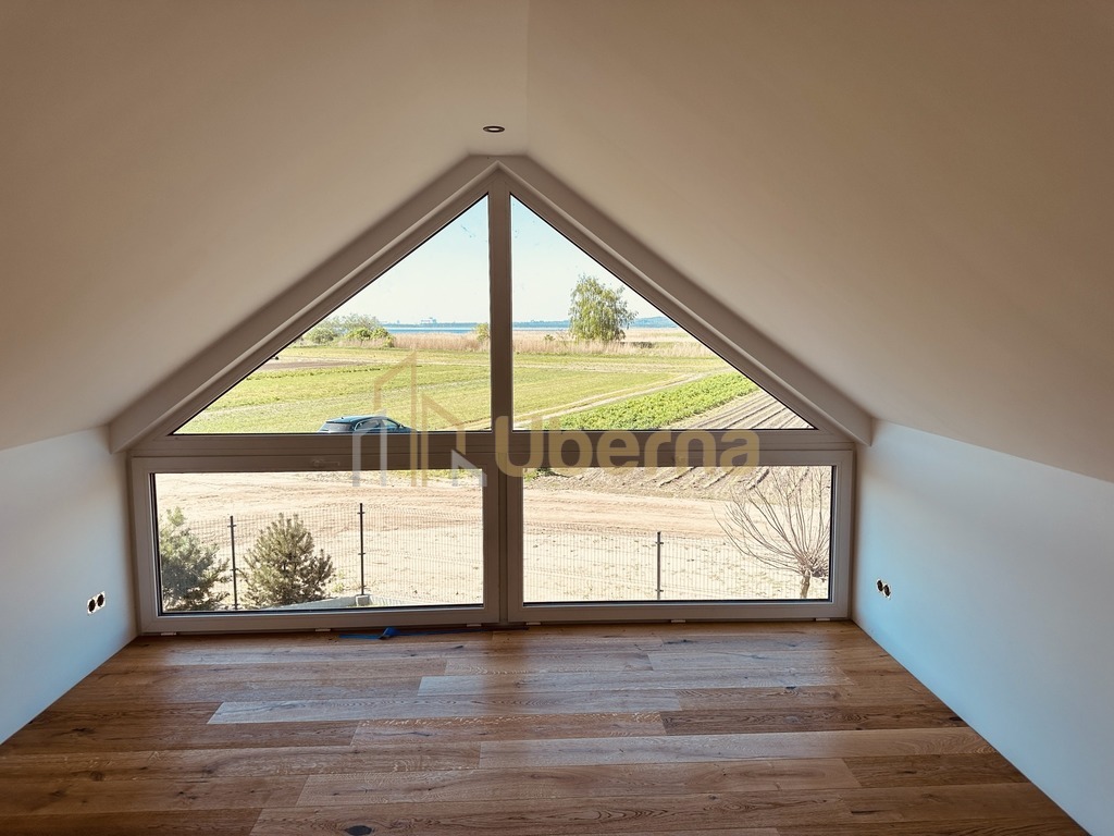 Dom stan dewelop. z widokiem na jezioro (7)