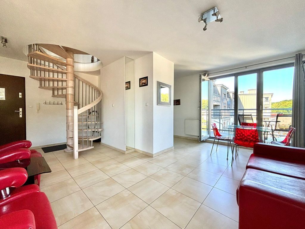 2 POZIOMOWY APARTAMENT 61 MKW, 200 M OD PLAŻY (4)