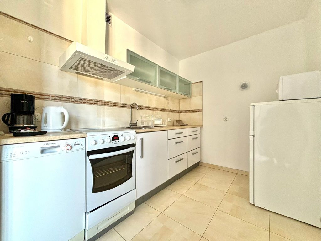 2 POZIOMOWY APARTAMENT 61 MKW, 200 M OD PLAŻY (9)