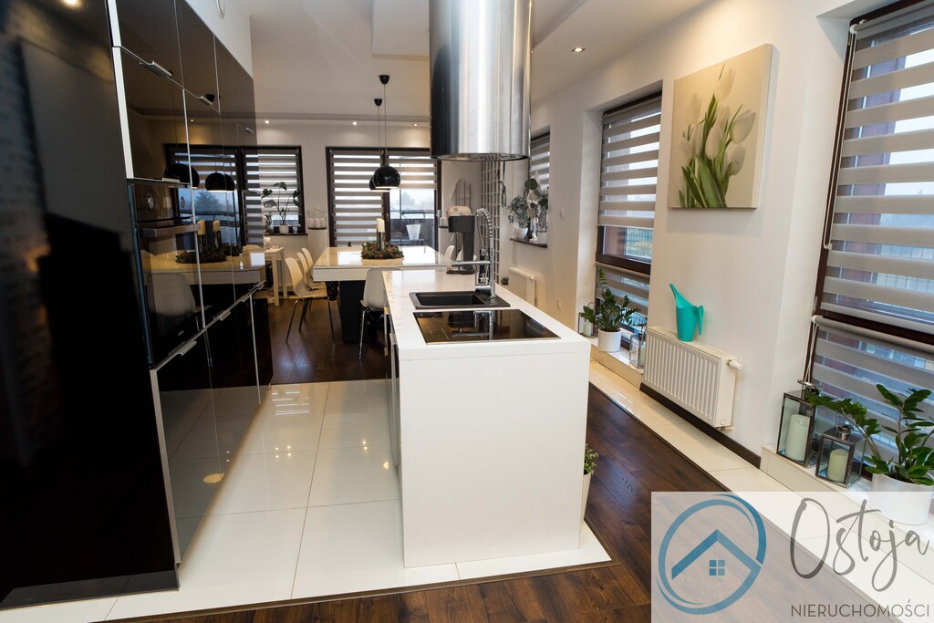 Nowoczesne  3 Pokoje, 2 Tarasy, Miejsce Postojowe! (5)