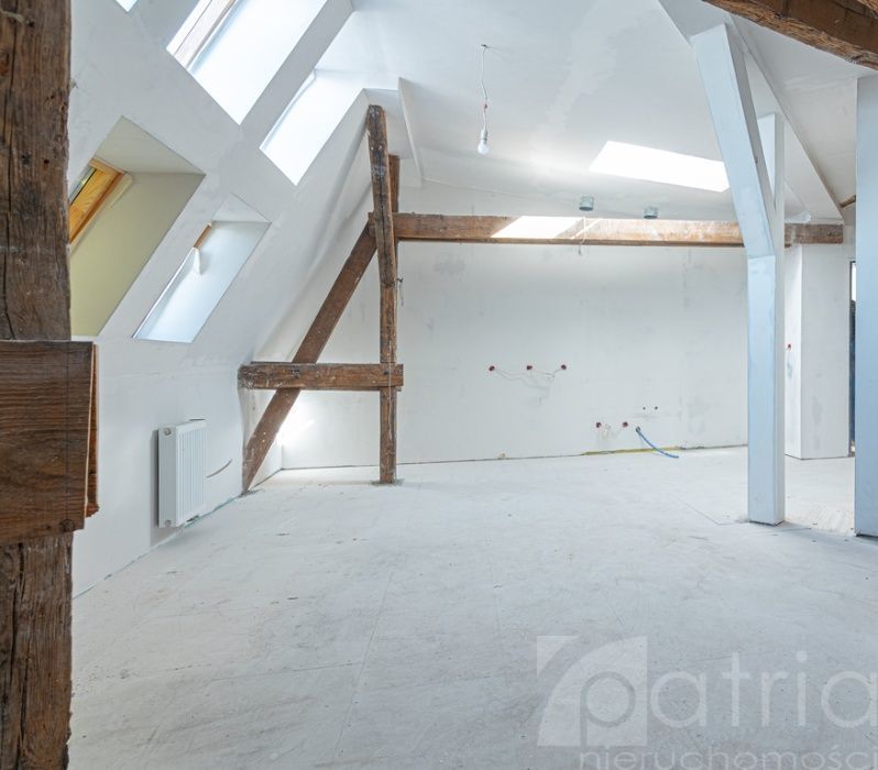 Klimatyczne 3 pokojowe w ścisłym centrum (1)