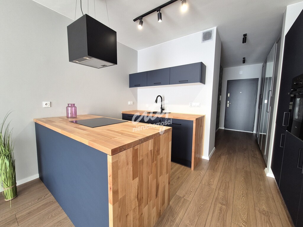 Nowa kawalerka z m. postojowym i małym ogródkiem (4)