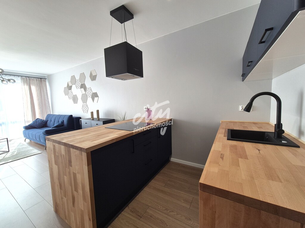 Nowa kawalerka z m. postojowym i małym ogródkiem (6)