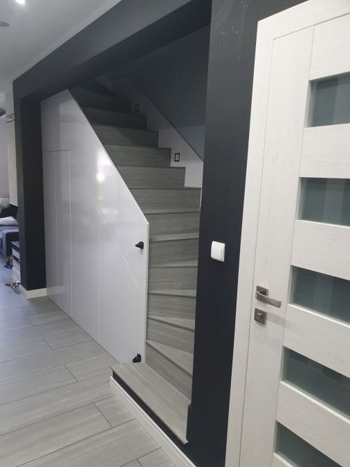 DOM W ZABUDOWIE SZEREGOWEJ OS. PYRZYCKIE (4)