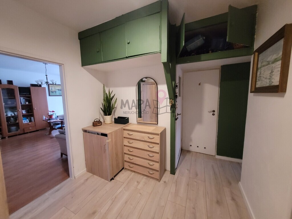 os. Bukowe - 2 pokoje, 1 piętro, balkon, 2 piwnice (8)