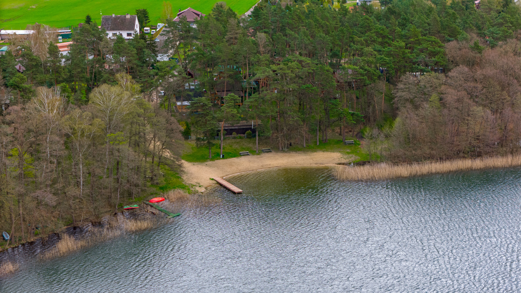 Działki nad jeziorem Chłop - 986m2, 921m2, 920m2 (1)