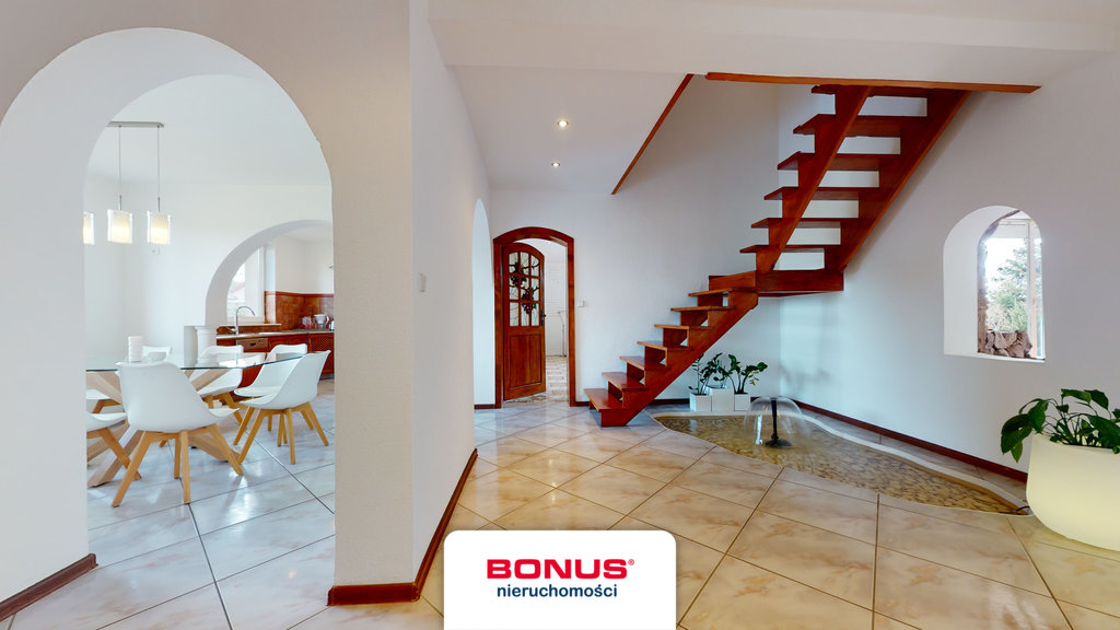 Przestronny dom w cichej części miejscowości!!! (26)