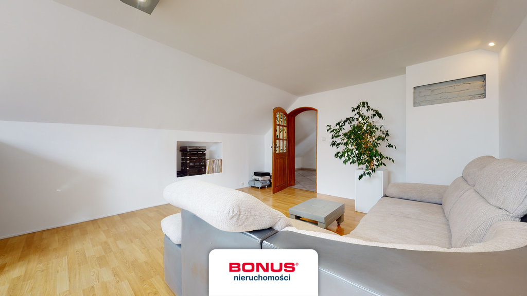 Przestronny dom w cichej części miejscowości!!! (30)