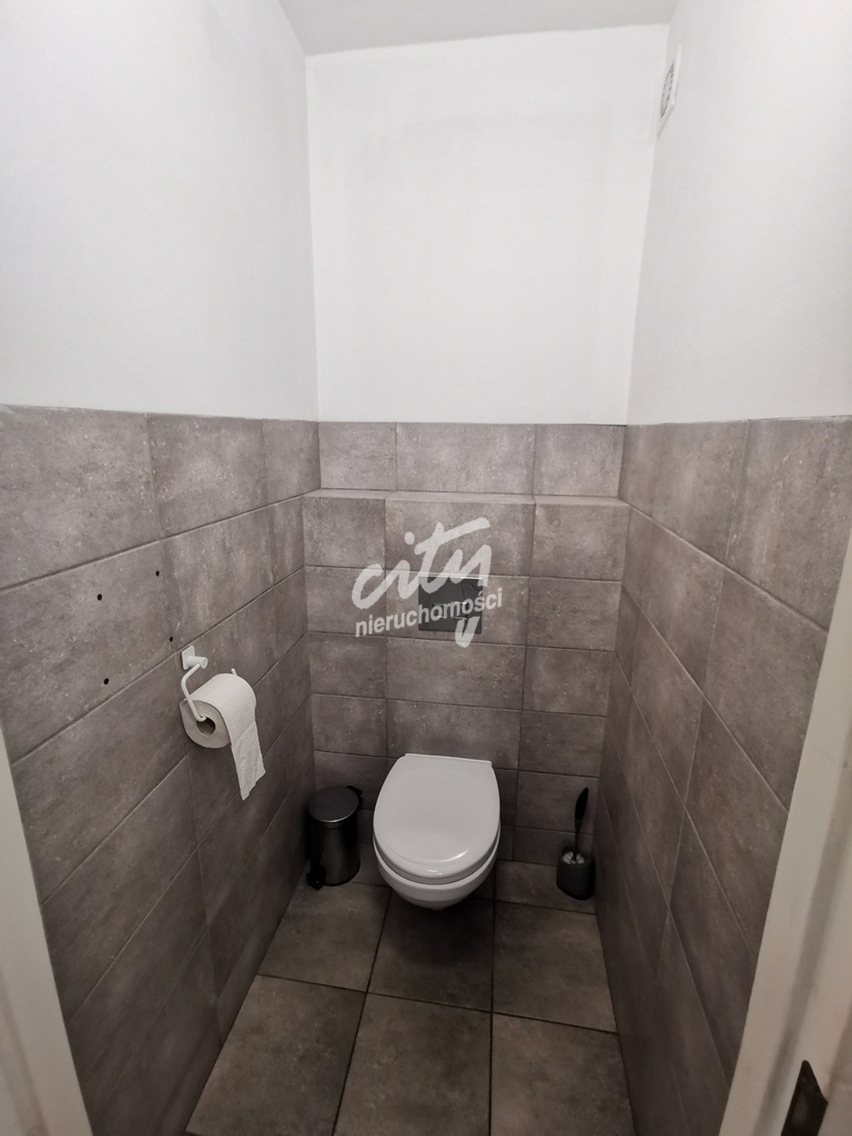 Prawobrzeże, Hala + plac manewrowy 1070 m2. (8)