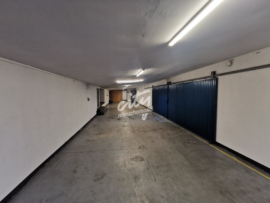 Prawobrzeże, Hala + plac manewrowy 1070 m2. (6)