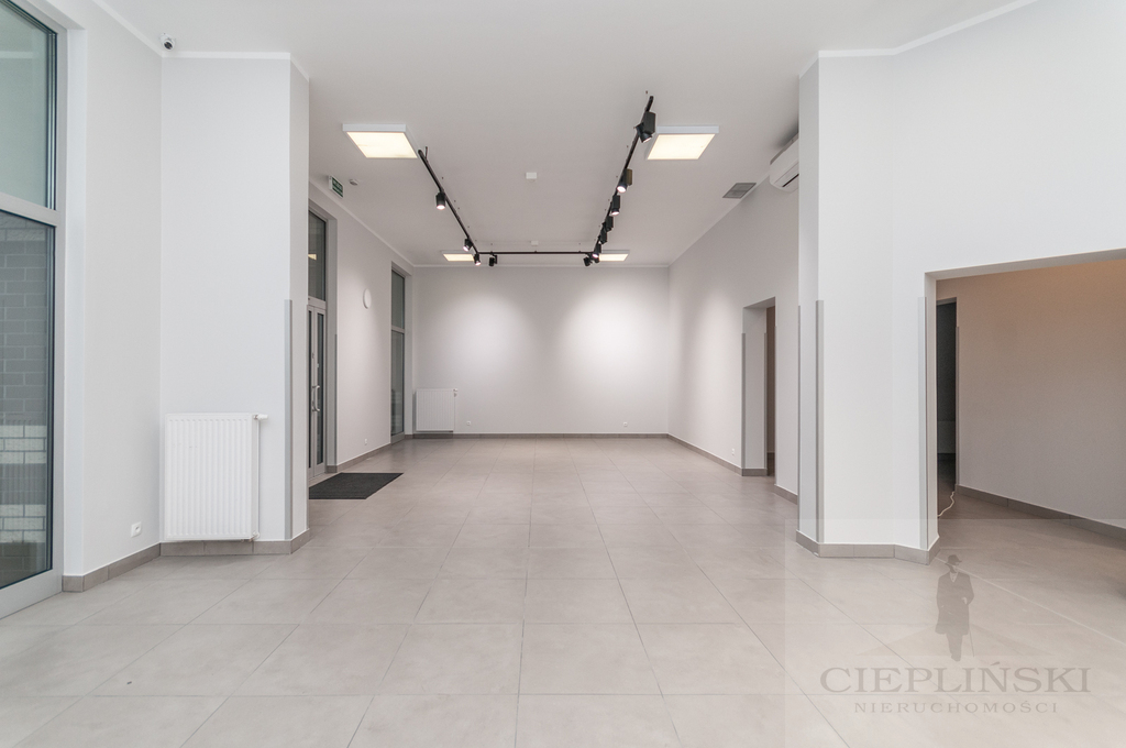 DUŻY LOKAL 100 METRÓW OD CH KASKADA (17)