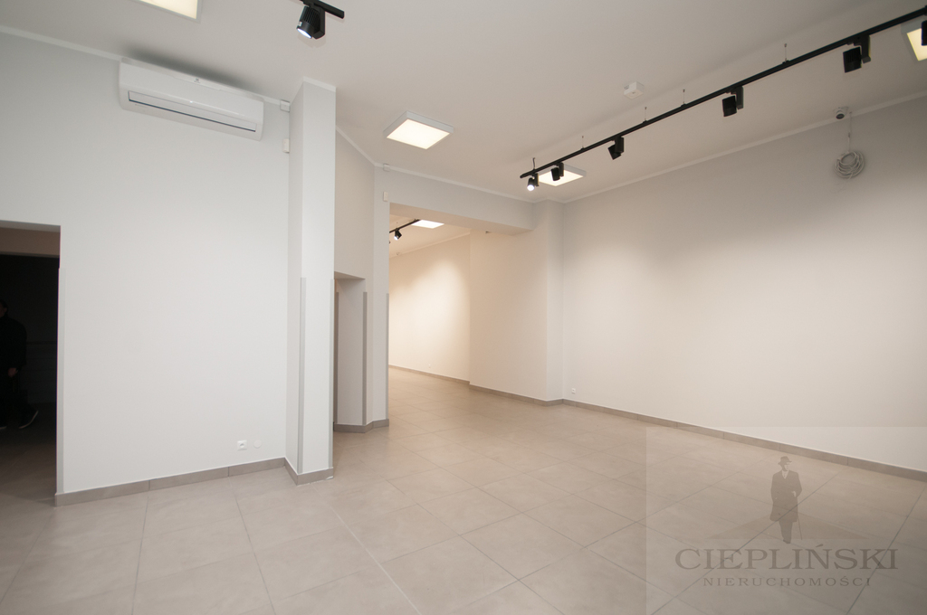 DUŻY LOKAL 100 METRÓW OD CH KASKADA (20)