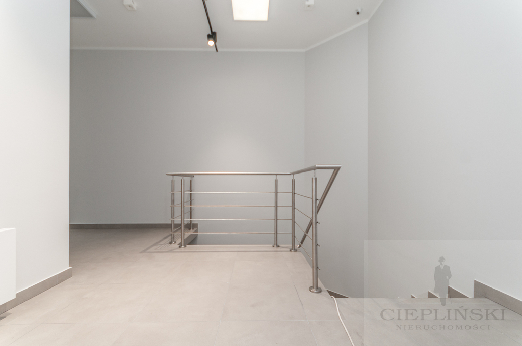 DUŻY LOKAL 100 METRÓW OD CH KASKADA (30)