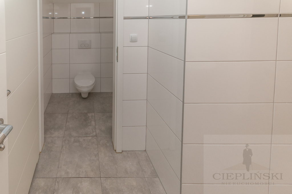 DUŻY LOKAL 100 METRÓW OD CH KASKADA (8)