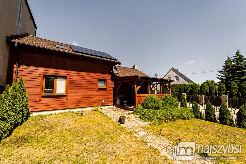 LIPIANY - PRZEPIĘKNY DREWNIANY DOM NAD JEZIOREM (4)