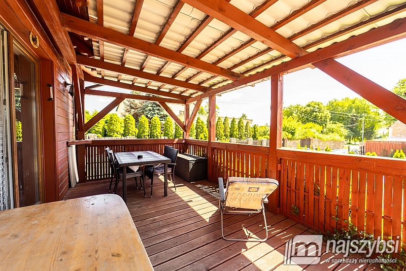 LIPIANY - PRZEPIĘKNY DREWNIANY DOM NAD JEZIOREM (5)