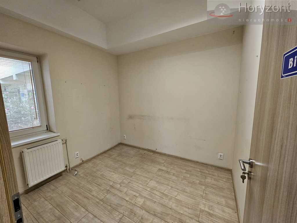 360m2 powierzchni biurowo-sklepowej/magazynowej (9)