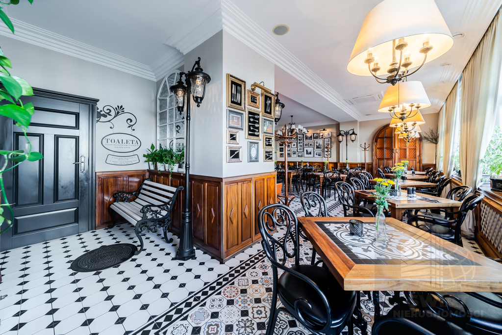 Restauracja w centrum Świnoujścia (2)