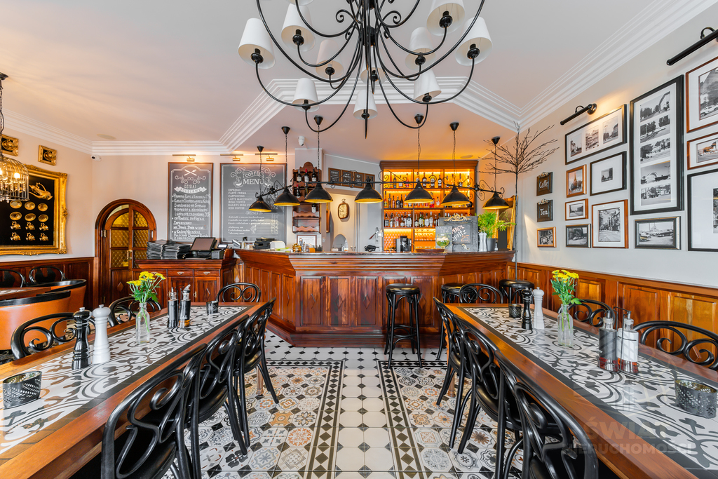 Restauracja w centrum Świnoujścia (6)