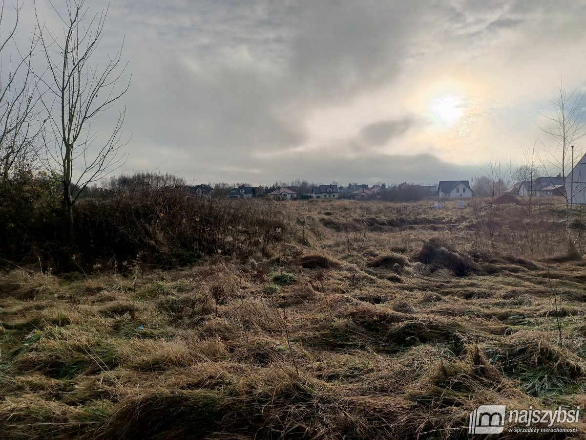 NIEKŁONICE - DZIAŁKA BUDOWLANA 1100M2 (2)