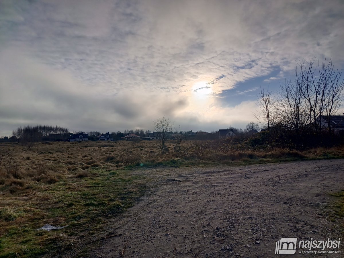 NIEKŁONICE - DZIAŁKA BUDOWLANA 1100M2 (3)