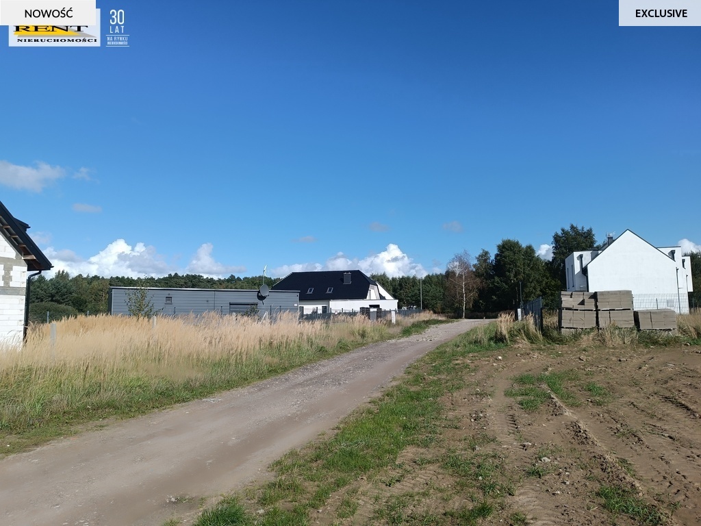 Działka z rozpoczętą budową w Niechorzu (2)