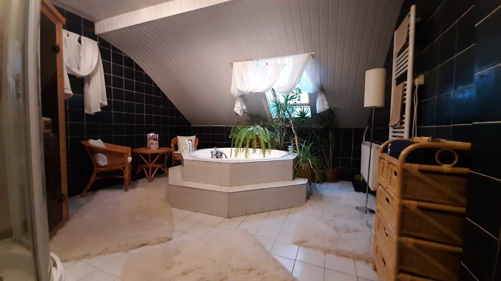 Dom z lokalem gastronomicznym (7)