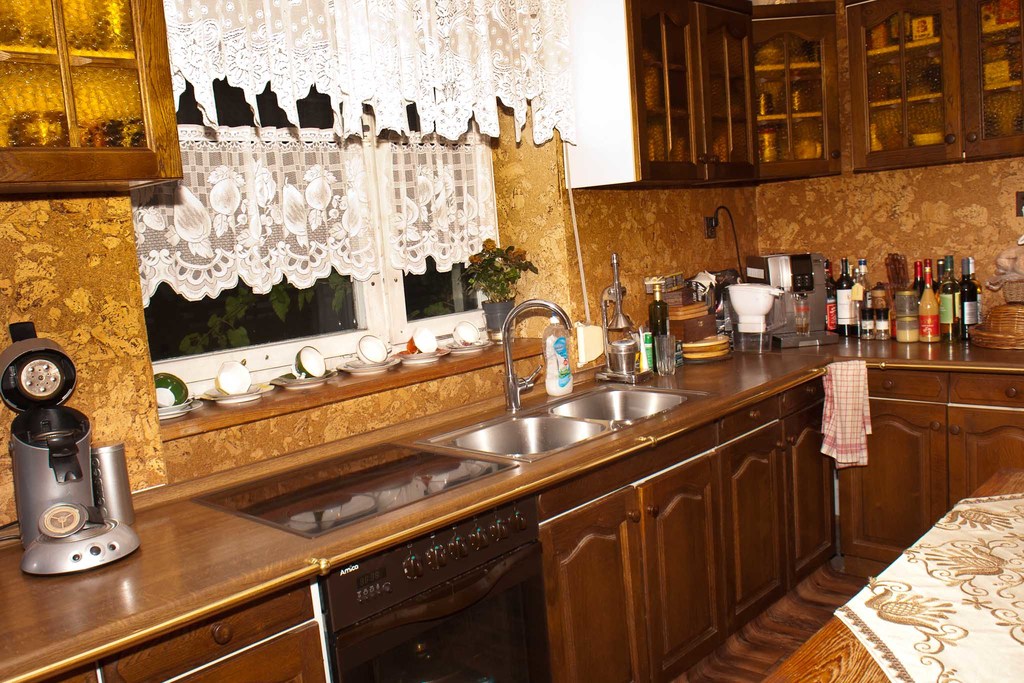 Dom z lokalem gastronomicznym (21)