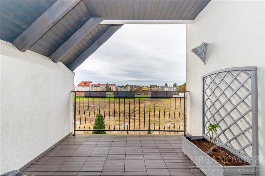 3-pok. mieszkanie z loggią i ogrodem w Darłowie. (7)