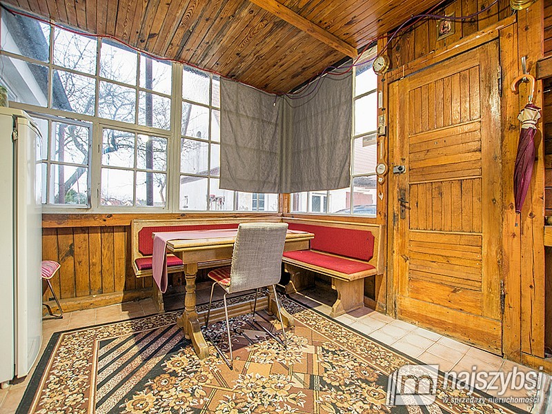 Duży dom z potencjałem (11)