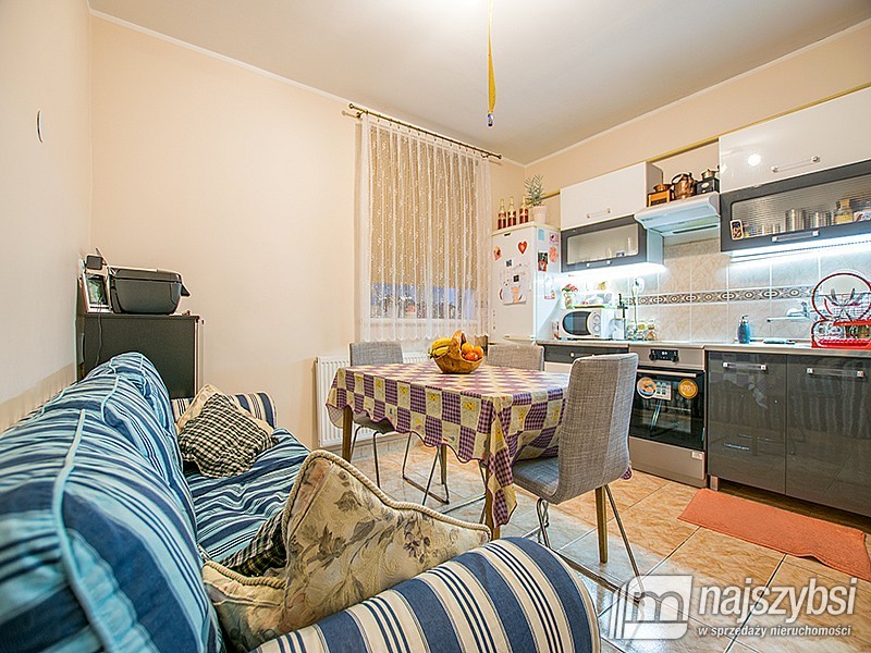 Duży dom z potencjałem (7)