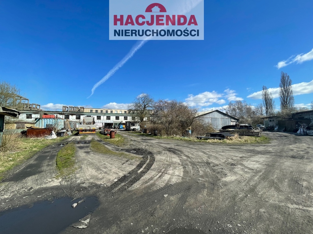 Obiekt, 4,110 m2, Police  (1)