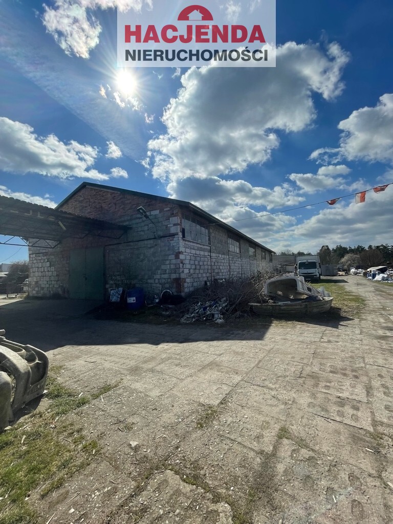 Obiekt, 4,110 m2, Police  (13)