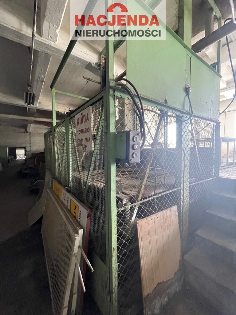 Obiekt, 4,110 m2, Police  (30)