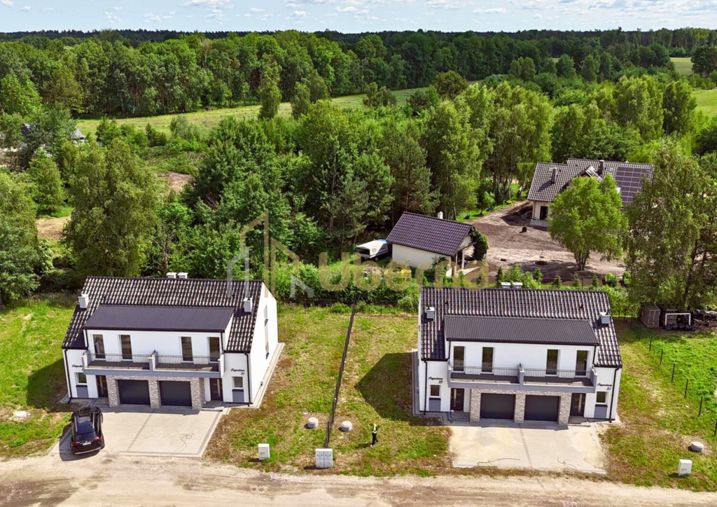 Bliźniak w stanie deweloperskim - Białuń (2)