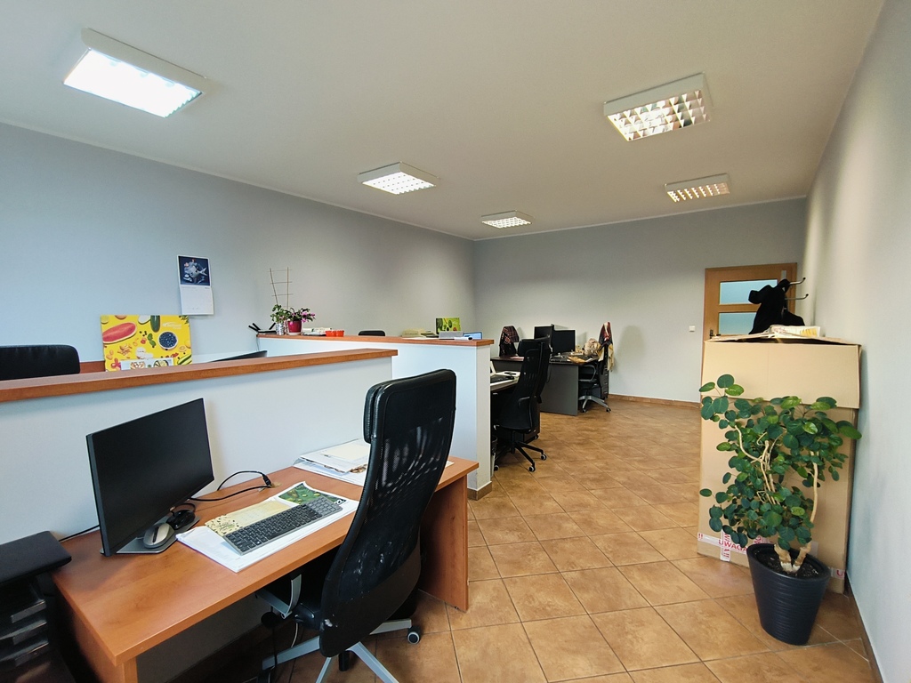 Obiekt magazynowo-biurowy I Chłodnie I Dąbie (21)