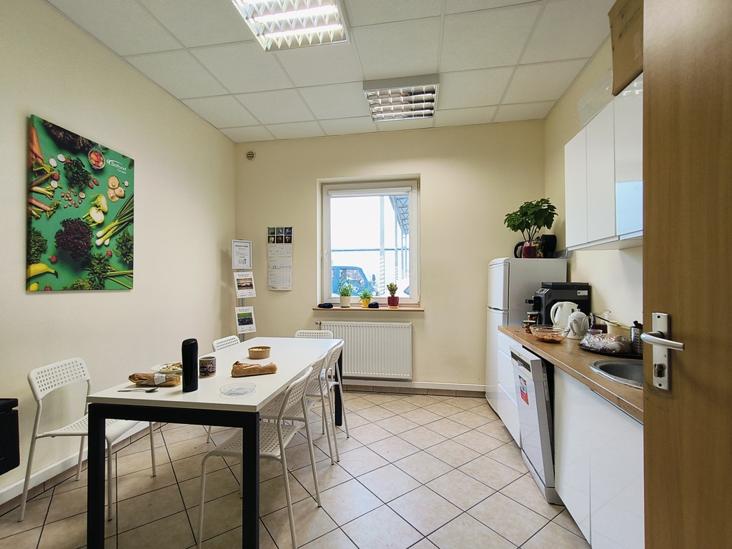 Obiekt magazynowo-biurowy I Chłodnie I Dąbie (11)