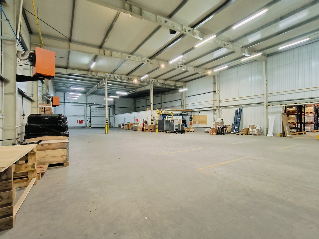 Obiekt magazynowo-biurowy I Chłodnie I Dąbie (3)