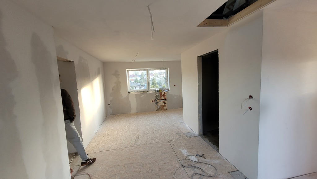 3 pokojowe bezczynszowe, ogród, garaż- do remontu (10)