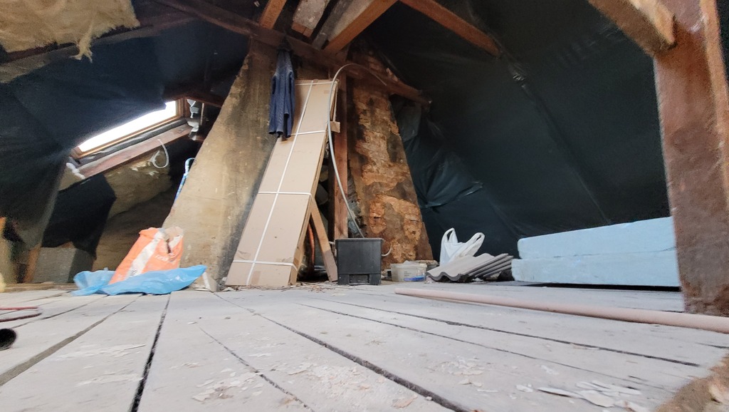 3 pokojowe bezczynszowe, ogród, garaż- do remontu (11)