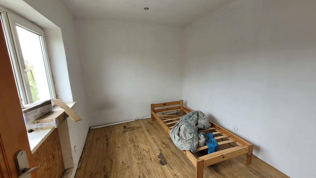 3 pokojowe bezczynszowe, ogród, garaż- do remontu (3)