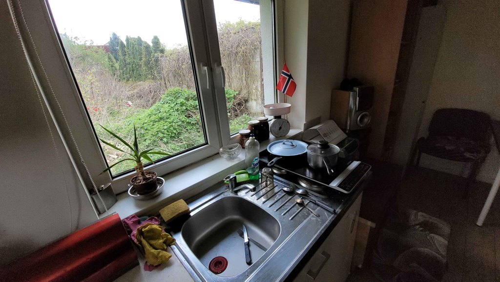 3 pokojowe bezczynszowe, ogród, garaż- do remontu (8)