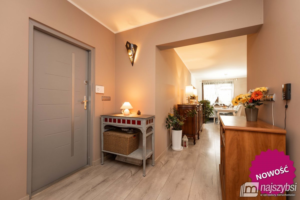 ŚWINOUJŚCIE- PIĘKNY DOM W ZACISZNEJ OKOLICY (8)