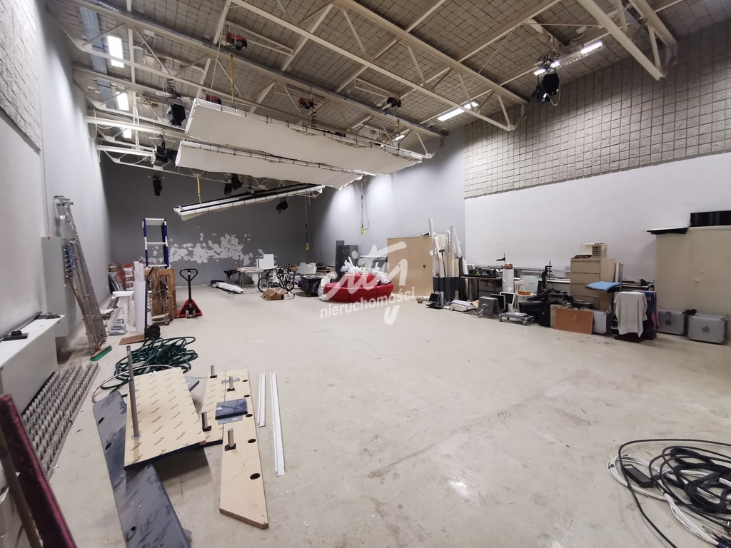 Hala 200 m2, magazyn, usługi od zaraz. (1)