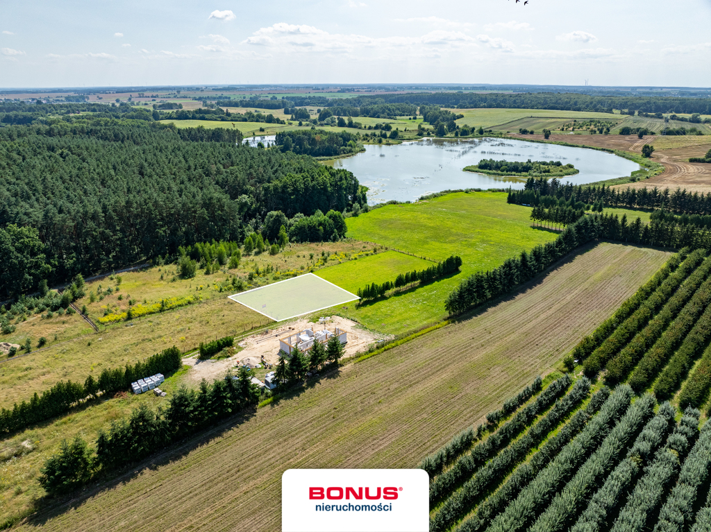 Piękna działka z widokiem na wodę (9)